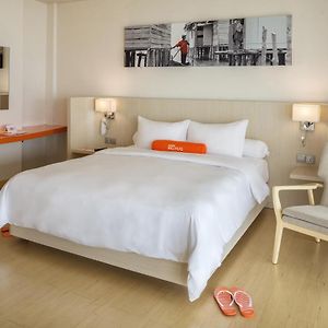 HARRIS Room Sea View